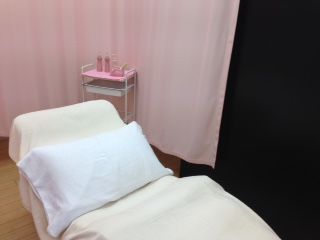 お顔そりエステ