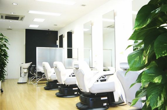 縮毛矯正が上手いと評判が良い理美容室エンゼルヘアサロン